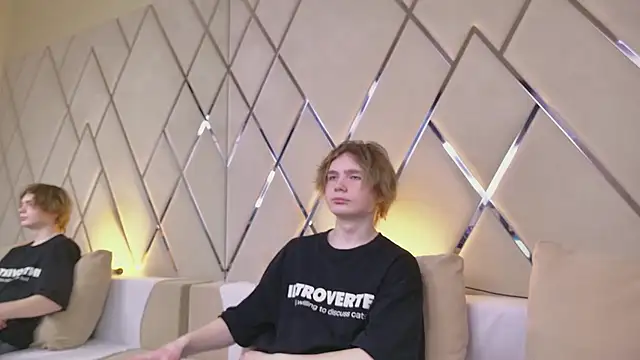 Snapshot of OrsoneRockingham chatting on February 28, 2026, 10:37 am OrsoneRockingham online show from February 28, 2026, 10:37 am