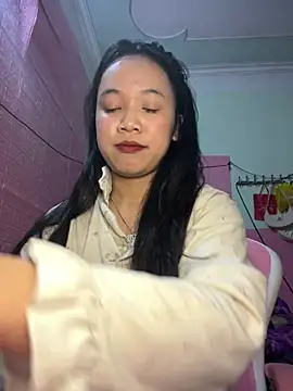 Snapshot of Leeeeiu chatting on March 3, 2026, 4:58 pm Leeeeiu online show from March 3, 2026, 4:58 pm