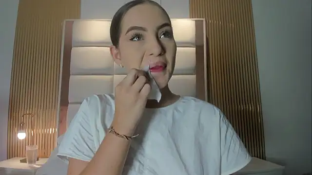 Megaan Rousee online show from March 4, 2026, 11:29 am