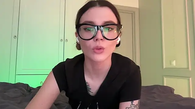 AliceTease online show from May 29, 2026, 1:39 pm