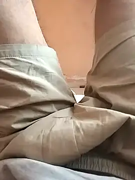 lion271998 online show from February 28, 2026, 8:25 am