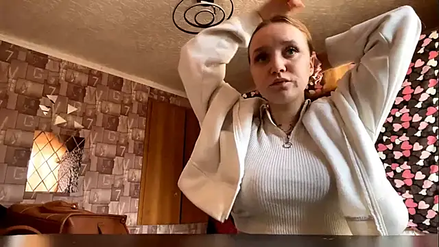 Snapshot of SultryJade chatting on February 28, 2026, 5:40 am SultryJade online show from February 28, 2026, 5:40 am