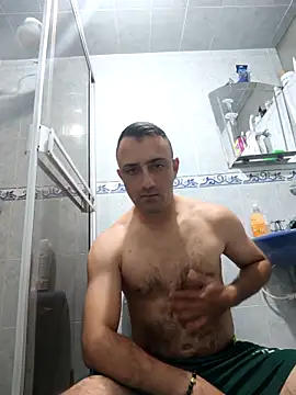 RaphandLey online show from March 3, 2026, 2:40 am