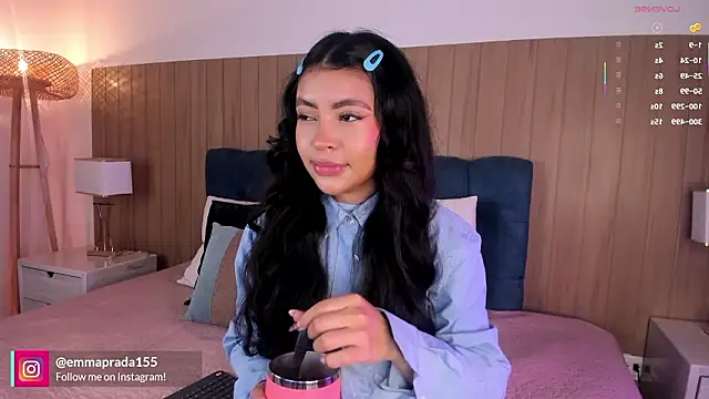 missprada  online show from March 19, 2026, 12:16 pm