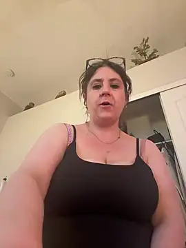 Snapshot of bratbabyannax chatting on April 25, 2026, 1:52 am bratbabyannax online show from April 25, 2026, 1:52 am