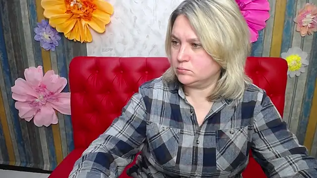 VickyRobins online show from March 5, 2026, 6:54 am