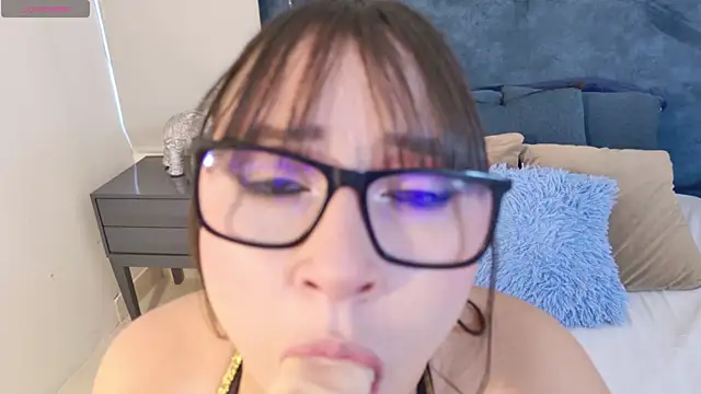 AllyRoux online show from April 1, 2026, 12:06 pm