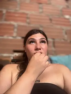 Miss Dani online show from June 8, 2026, 6:41 pm