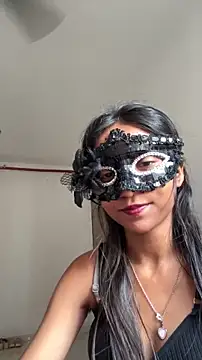 MidnightLoversX online show from May 7, 2026, 11:46 am