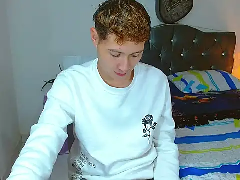  Santi2 online show from April 7, 2026, 1:07 am