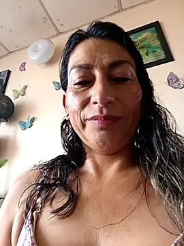 Lucia Rios online show from June 15, 2026, 8:19 pm