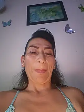 Lucia Rios online show from June 18, 2026, 11:10 pm