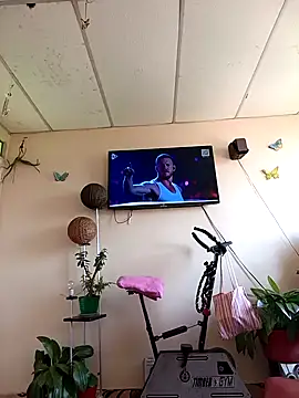 Lucia Rios online show from March 15, 2026, 7:54 pm