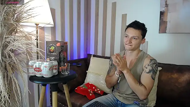 Snapshot of DIEGO_JONES chatting on May 24, 2026, 1:55 pm DIEGO JONES online show from May 24, 2026, 1:55 pm