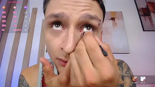 Snapshot of DIEGO_JONES chatting on July 9, 2026, 12:59 pm DIEGO JONES online show from July 9, 2026, 12:59 pm