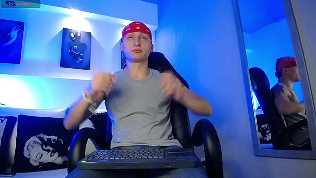 DIEGO JONES online show from March 28, 2026, 1:23 pm