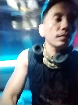traiwe06 online show from June 1, 2026, 12:49 pm