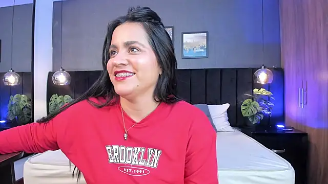 Snapshot of alejandra__garcia chatting on July 7, 2026, 3:20 am alejandra garcia online show from July 7, 2026, 3:20 am