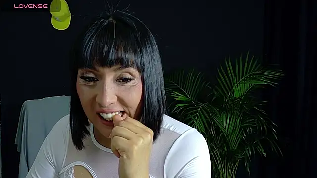 Valeriaa cruz online show from March 2, 2026, 11:39 am