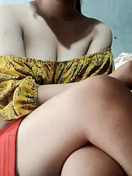 Ngoc gina online show from March 2, 2026, 8:10 am