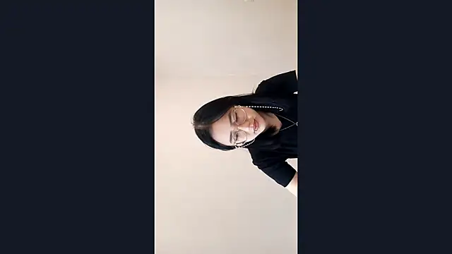 SolvedGlobe online show from April 21, 2026, 1:07 pm