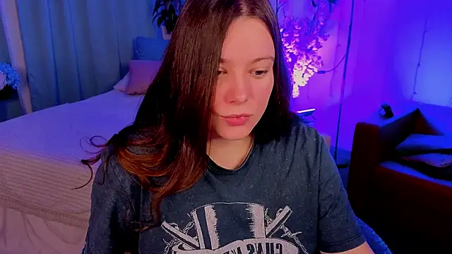 Snapshot of SauvageBirdy chatting on March 2, 2026, 8:38 pm SauvageBirdy online show from March 2, 2026, 8:38 pm