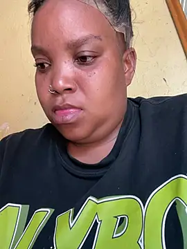 friendlybitch22 online show from April 2, 2026, 8:10 am