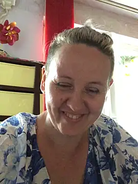 Snapshot of SofiaAmour chatting on August 3, 2026, 2:56 pm SofiaAmour online show from August 3, 2026, 2:56 pm