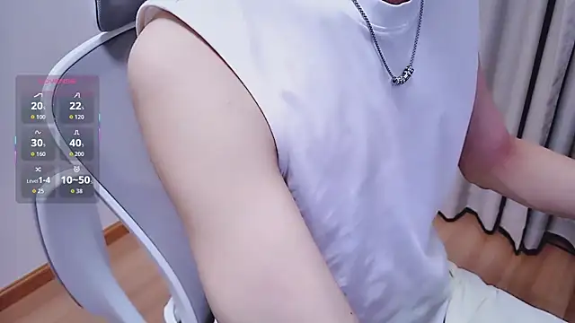 FEIYUS1 online show from April 4, 2026, 2:23 pm