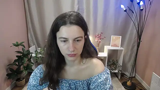 Snapshot of MistyBree chatting on July 3, 2026, 7:48 am MistyBree online show from July 3, 2026, 7:48 am