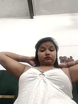 Snapshot of priti_25 chatting on March 30, 2026, 4:52 pm priti 25 online show from March 30, 2026, 4:52 pm