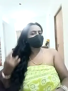 misti-boudii online show from June 30, 2026, 2:17 pm