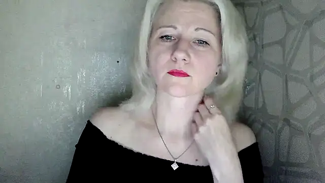 Katerina-Kissa online show from May 26, 2026, 6:50 pm