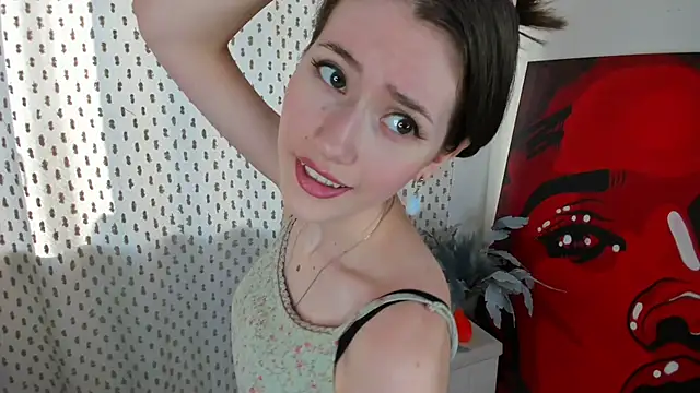 OdiIiaChavarria online show from March 11, 2026, 1:27 pm