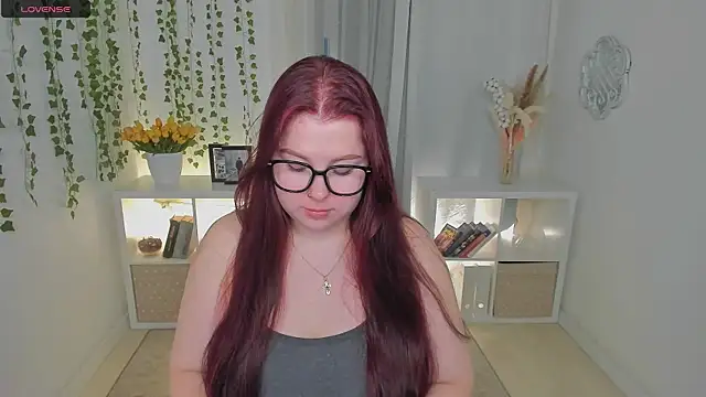 effyrain online show from April 1, 2026, 4:04 pm