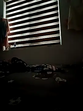 Snapshot of Suka-mon chatting on April 6, 2026, 4:46 am Suka-mon online show from April 6, 2026, 4:46 am