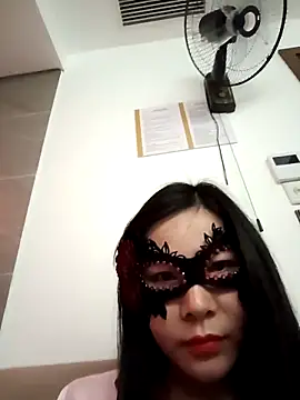 Snapshot of Suka-mon chatting on March 10, 2026, 5:17 pm Suka-mon online show from March 10, 2026, 5:17 pm