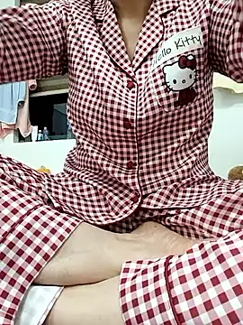 Snapshot of Suka-mon chatting on April 4, 2026, 1:39 pm Suka-mon online show from April 4, 2026, 1:39 pm