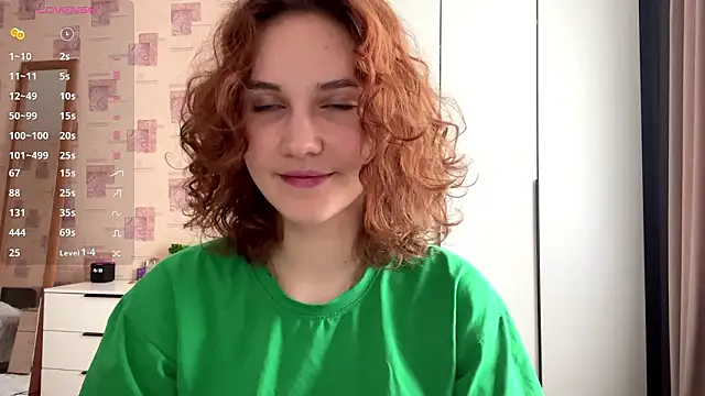 DinaMaylilly online show from March 3, 2026, 12:34 pm