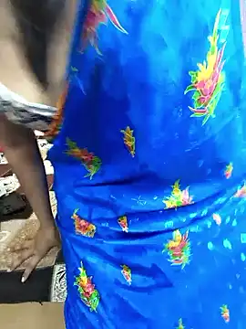 Glow Queen online show from March 3, 2026, 5:53 pm