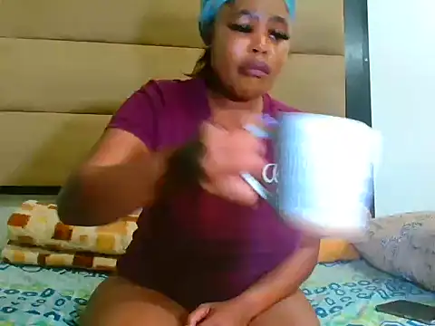 Snapshot of SpicyKittyxxx chatting on May 14, 2026, 8:39 pm SpicyKittyxxx online show from May 14, 2026, 8:39 pm