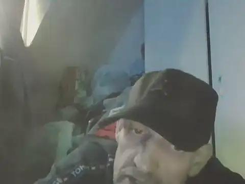 DOUBLETROUBLE7773 online show from April 4, 2026, 6:31 am