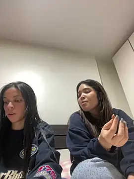 Genblan online show from March 3, 2026, 9:33 pm