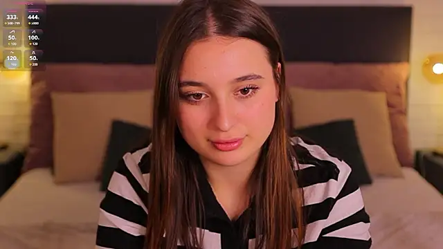 Nicole De Lux online show from March 26, 2026, 12:47 pm