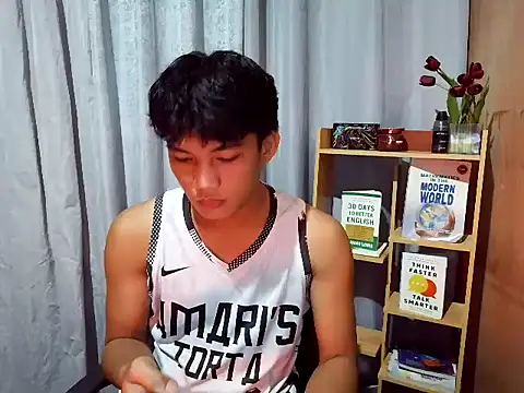 Snapshot of marksurelyhard chatting on May 22, 2026, 6:11 am marksurelyhard online show from May 22, 2026, 6:11 am