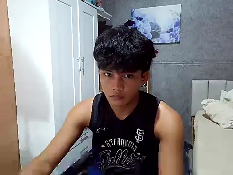 Snapshot of marksurelyhard chatting on May 13, 2026, 5:53 pm marksurelyhard online show from May 13, 2026, 5:53 pm
