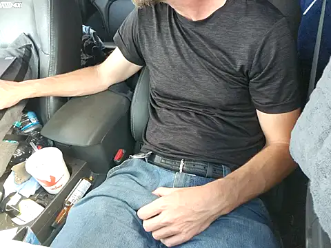 nineinchbronco online show from March 2, 2026, 7:54 pm