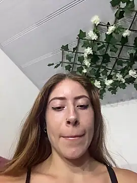 clau v22 online show from April 16, 2026, 2:45 am