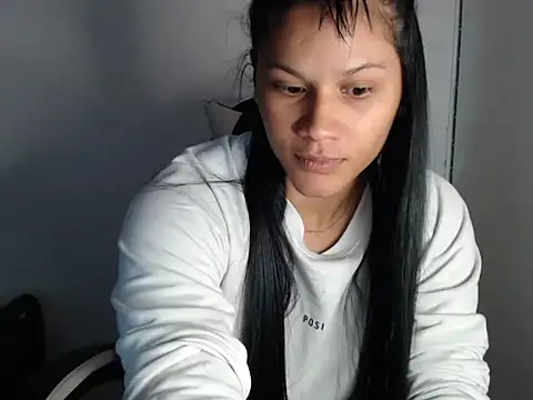 KathLovee online show from June 9, 2026, 10:27 am