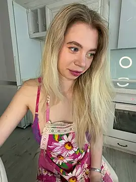 BellaSuns online show from May 10, 2026, 11:28 pm
